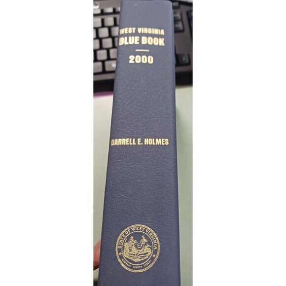 West Virginia Blue Book 2000 Vol. 82 by Darrell E. Holmes Hardback - Picture 2 of 6
